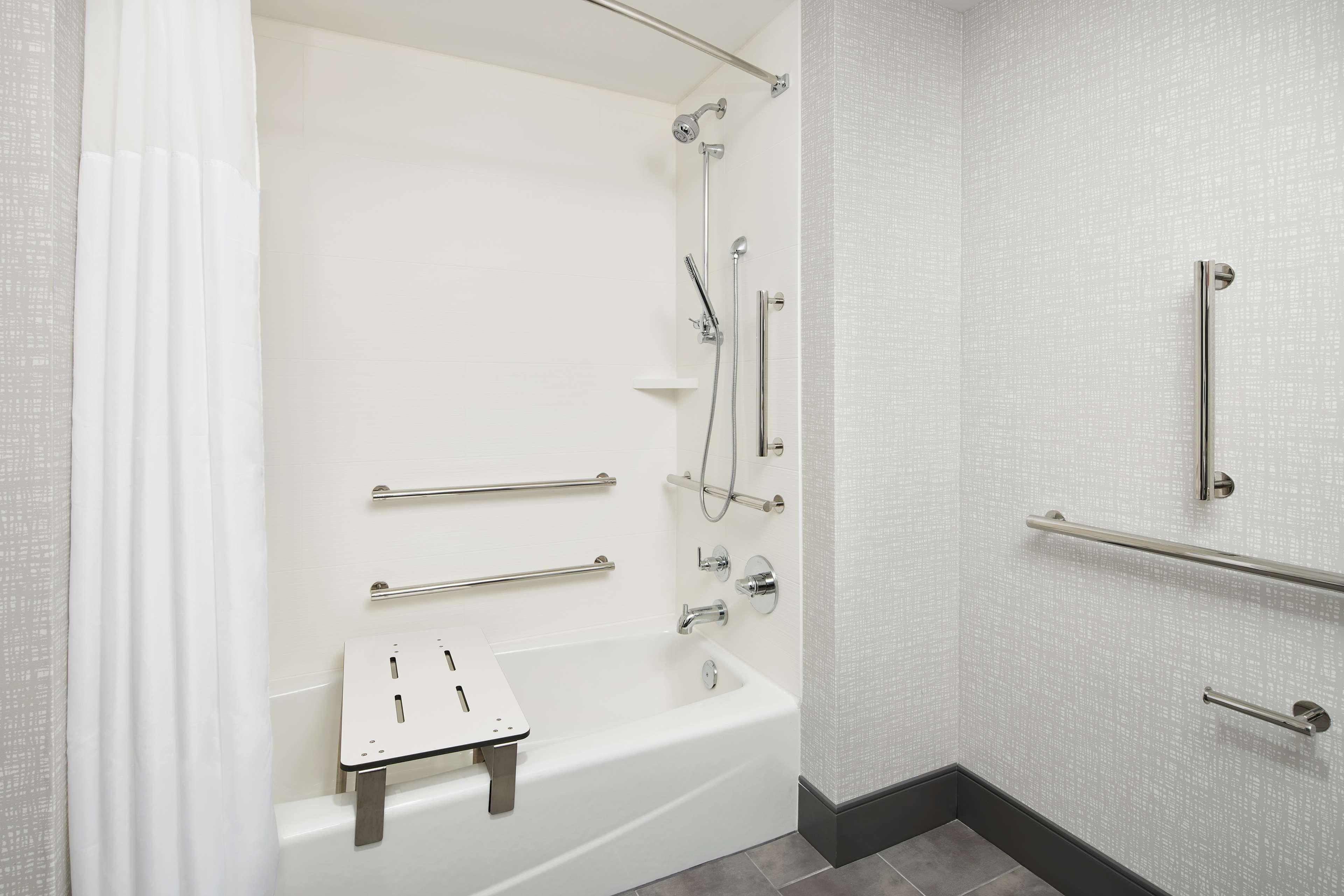 Hampton Inn Franklin, In Экстерьер фото